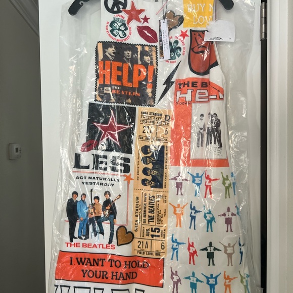 Alice + Olivia Beatles dress . Brand new with tags limited edition - Picture 2 of 4